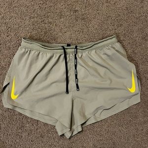 Nike Men’s Tan Medium Aeroswift Running Shorts